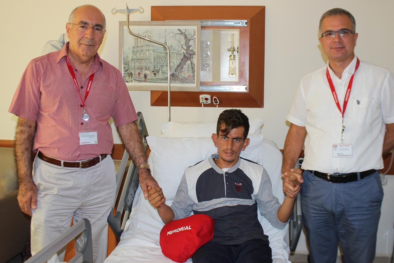 Aort damarı yırtılan genç zamanla yarıştı Aort damarı yırtılan genç zamanla yarıştı